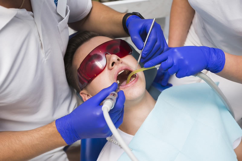 Dentiste pédiatrique pour enfant